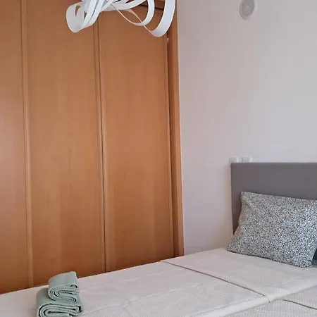 Vibes Spacious 2 Bedroom Flat With Terraces And Pool Apartman Lagos