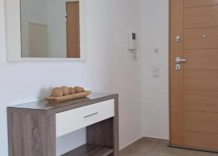 アパート Vibes Spacious 2 Bedroom Flat With Terraces And Pool ラゴス