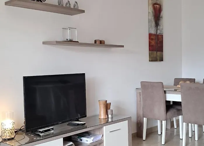 アパート Vibes Spacious 2 Bedroom Flat With Terraces And Pool