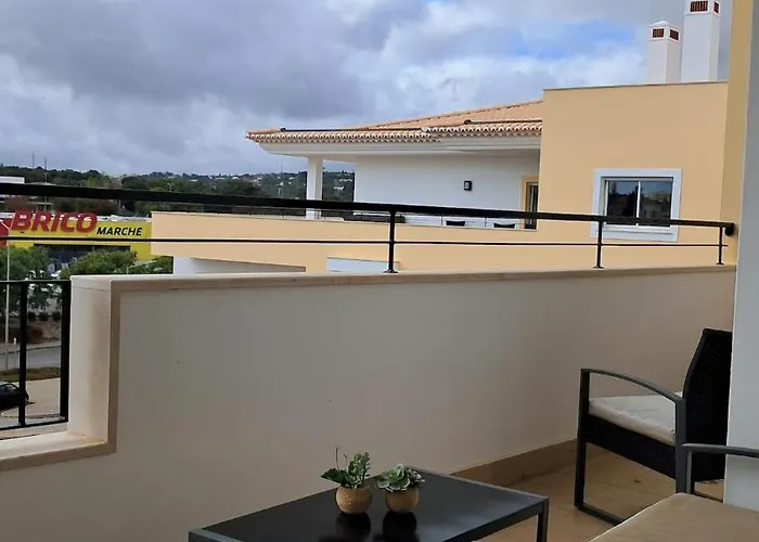 アパート Vibes Spacious 2 Bedroom Flat With Terraces And Pool